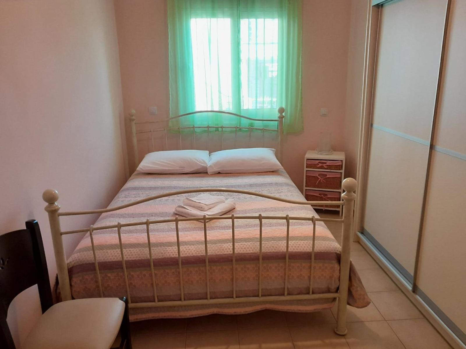 Omorfi Poli 120 Sqm Apartment Nafplio Bagian luar foto